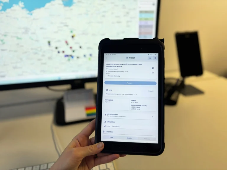 Widok aplikacji mobilnej adaptive-service